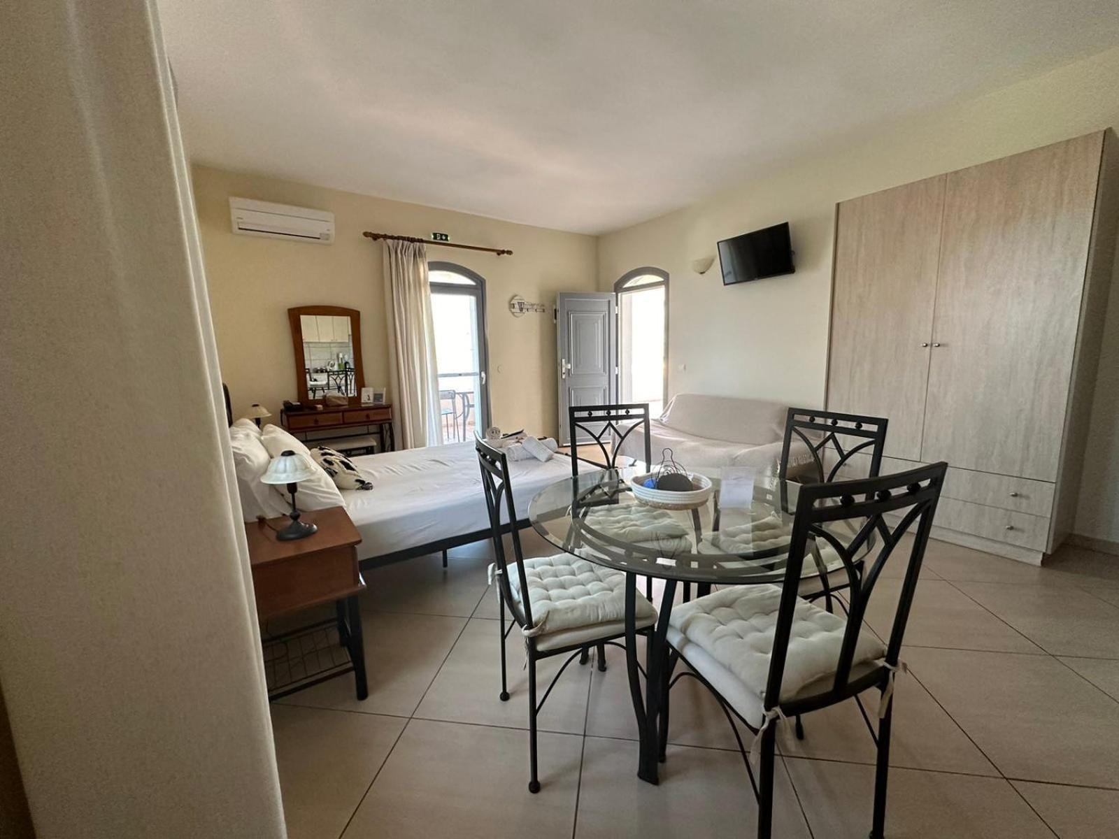Louiza Apartments Πυργί Εξωτερικό φωτογραφία