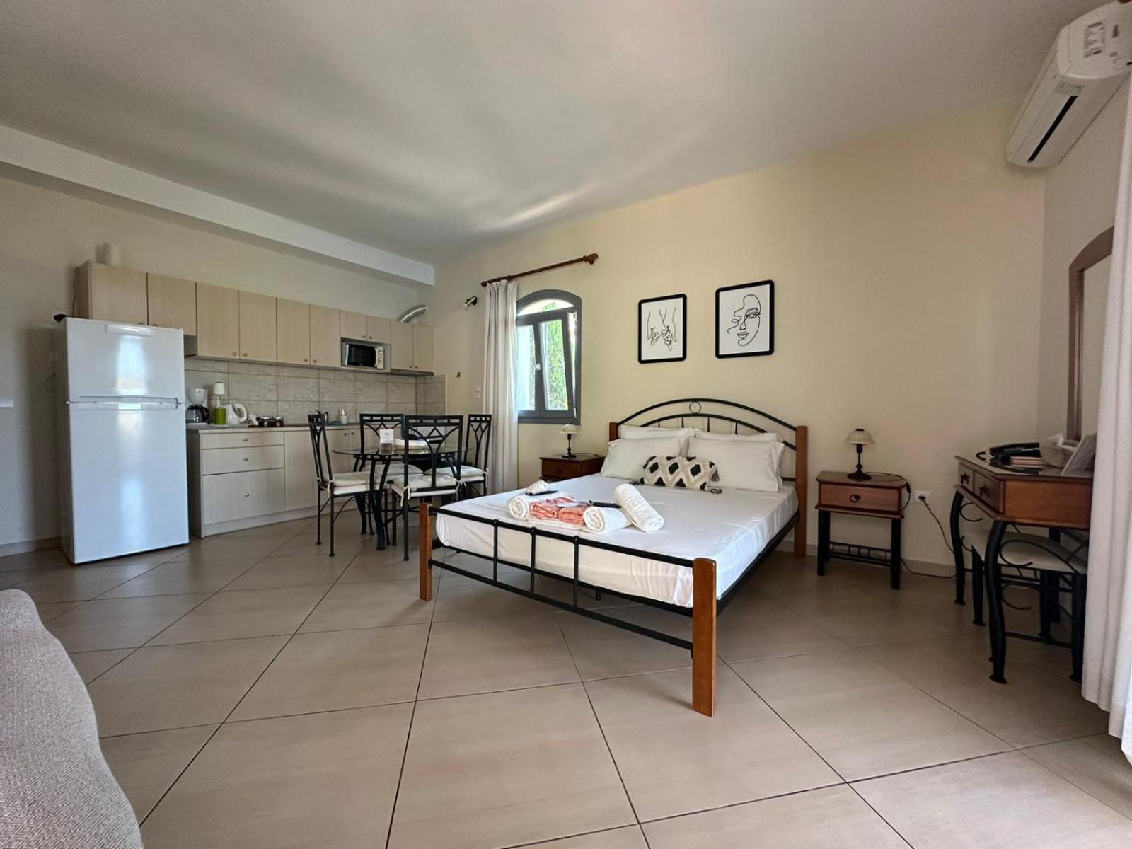 Louiza Apartments Πυργί Εξωτερικό φωτογραφία