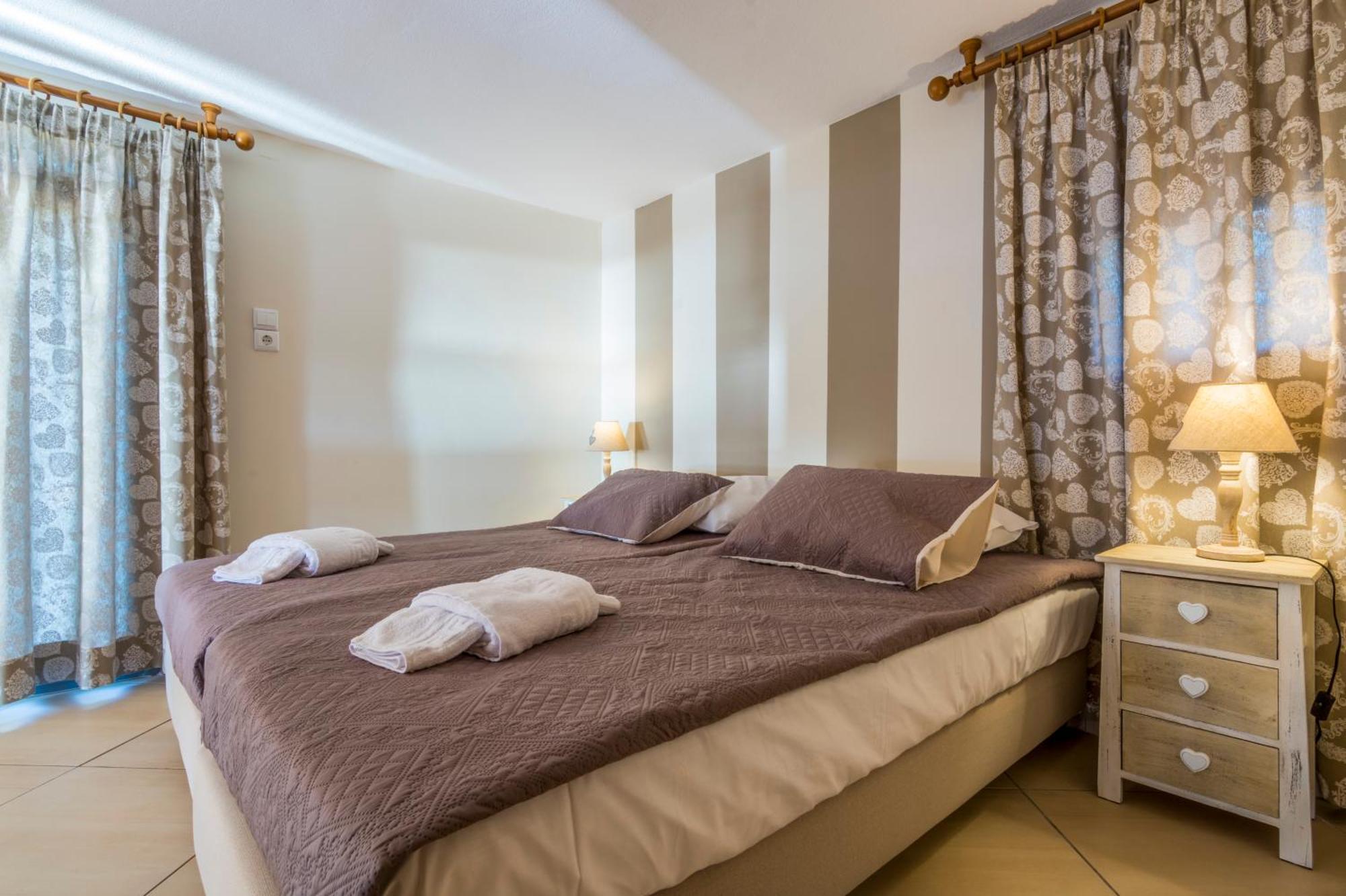 Louiza Apartments Πυργί Εξωτερικό φωτογραφία